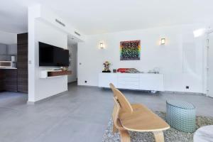 Résidence 4 Pièces Refait à Neuf, 3 Min De La Croisette - 4 pièces refait à neuf, 3 min de la Croisette MAE-1893