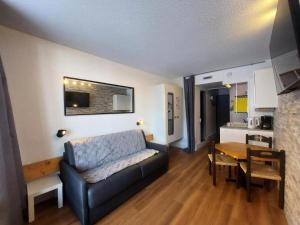 Résidence Armoise - Studio 34 personnes centre station MAE-6534