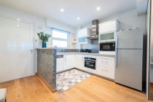 Résidence 3p Avec Terrasse Vue Mer, Face Au Martinez - 3P avec terrasse vue mer, face au Martinez MAE-2243