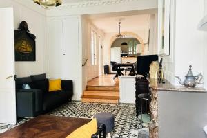 Maison à La Rochelle - La Casa de Pape, Hypercentre, LR138 MAE-5331