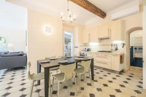 Résidence Superbe Villa Avec Piscine & Sauna - Superbe villa avec piscine & sauna MAE-2283