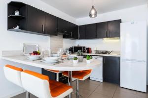 Résidence 2p Avec Piscine Au Palm Beach - 2P avec piscine au Palm Beach MAE-2313