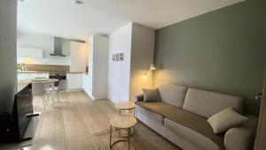 Appartements à Canet-en-Roussillon - BEAU107 MAE-0241