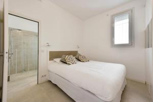 Résidence Rez-de-jardin, Plages à Pied Et Garage - Rez-de-jardin, plages à pied et garage MAE-2723