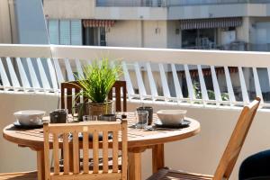 Résidence Grand 2p Rénové Terrasse Cœur De Cannes - Grand 2P rénové Terrasse Cœur de Cannes MAE-3143