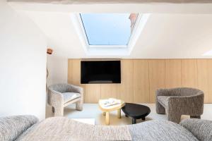 Résidence 4p Duplex Mansardé, Cœur De Cannes - 4P Duplex Mansardé, Cœur de Cannes MAE-3103