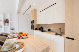 Résidence 4p Duplex Mansardé, Cœur De Cannes - 4P Duplex Mansardé, Cœur de Cannes MAE-3103