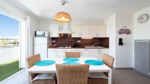 Appartements à Le Grau-du-Roi - Les Magnarelles - 2P4 MAE-7753