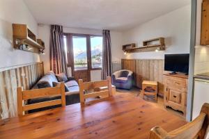 Résidence Grand Bois A - CONFORTABLE 2 PIECES, SKIS AUX PIEDS ET PROCHE DES COMMERCES MAE-2094