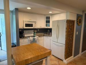 Delray Beach Hideaway Private 1BR w Patio BBQ