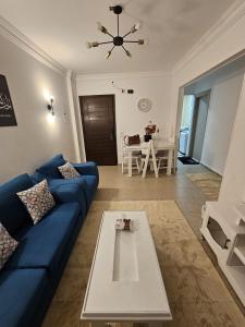 شقة مفروشةومريحةفي مدينتي قريبة من كل الخدمات والحركة