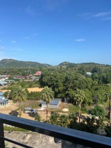 Modern Condo - Pool & Gym - Walk to Mai Khao Beach