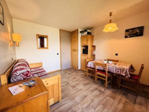 Résidence La Pendule - Appartement 2 pièces pour 45 personnes MAE-0073