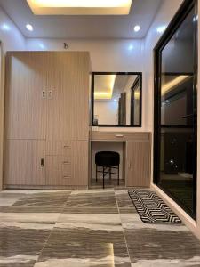 Bears Den Cozy 1BR with balcony facing city and amenity near Mactan Airport