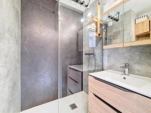 Résidence Tougnette - Studio rénové lumineux · Départ et retour skis aux pieds · Balcon MAE-2724