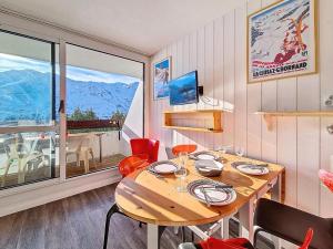 Résidence Tougnette - Studio rénové lumineux · Départ et retour skis aux pieds · Balcon MAE-2724