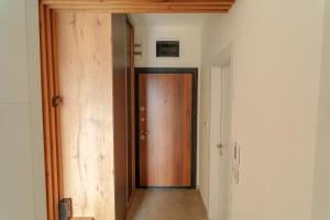 Modern apartment with terrace in Petrovec