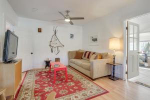 18 Mi to Joshua Tree NP WFH-Ready Desert Escape