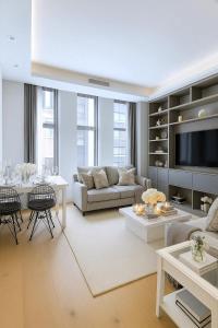 Modern Luxury Entire Covent Garden Apartment Sleeps 5 600Sqft