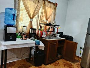 Cerca de Piramides y UDLA