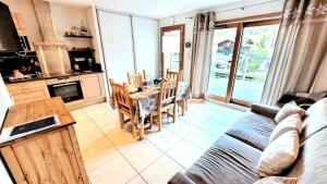 Résidence Grange Du Chery Ii - Chaleureux duplex avec terrasse et vue – 3 pièces, MAE-1151