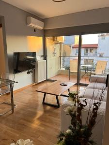 Brand new flat in the amazing area of ​​Alimos