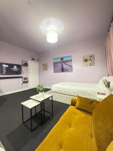 The Lavender Stay by Cambridge City Centre