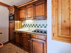 Résidence Roselend - Charmant appartement de 3 pièces situé dans une résidence au village du Chantel, proche des pistes et avec piscine. MAE-4441