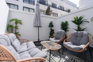 1BR Private Terrace Parking Gym