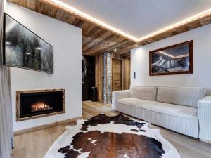 Résidence Val Disere Village - Appartement entièrement rénové Ski aux pieds Parking couvert MAE-7413