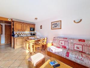 Résidence Hameau Des Airelles - Appartement spacieux. Balcon. Piscine. Proche des pistes MAE-4663