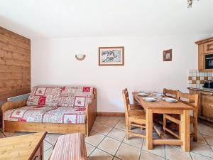 Résidence Hameau Des Airelles - Appartement spacieux. Balcon. Piscine.Proche des pistes MAE-4713