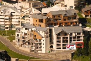 Résidence Le Portillo - Piscine - 3 Pièces pour 8 Personnes MAE-4903