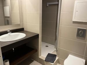 Résidence Le Portillo - Piscine - Studio pour 4 Personnes MAE-5013