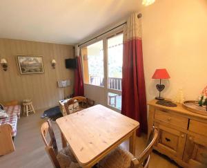 Résidence Les Ancolies - 3 Pièces pour 5 Personnes MAE-9663