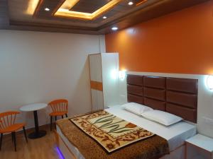 Serviced Apartments in Shimla - 3BHK and 4BK at Aagaman Woods