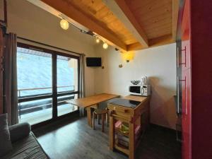 Résidence Argousier - Appartement chaleureux pour 4 à 100m des pistes MAE-5913