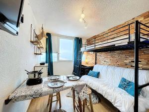 Résidence Zodiaque - STUDIO 23 PERSONNES MAE-9313