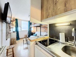 Résidence Zodiaque - STUDIO 23 PERSONNES MAE-9313