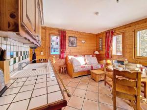 Résidence Hameau Des Airelles - Appartement spacieux. Proche des pistes. Balcon MAE-6013