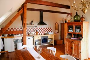 Cozy Apartment In Villa Near Pillnitzer Schloss