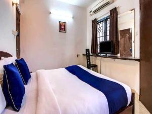 Hotel O Kaligambal illam