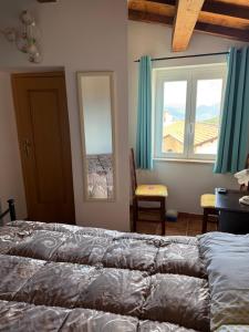 Holiday Rome Hub Revolver in Rocca Canterano