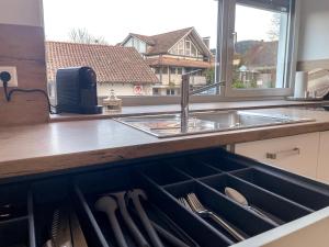 Eco Retreat In Balingen & Modern 2BR GF Apartment