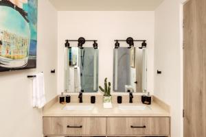 Unit 160A - Casa Ivan-GARDEN VIEW