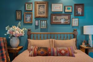 Bond Place by Rove Travel Luxury NoHo Duplex