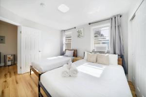 Family Villa Close to NYC Attractions and Airport