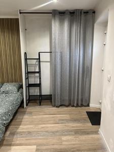 Charmant Studio Mantes-La-Jolie