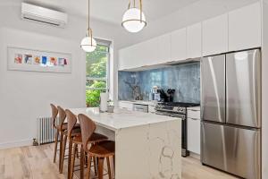 Decatur Place by Rove Travel 1BR Chic Apartment