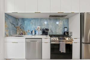 Decatur Place by Rove Travel 1BR Chic Apartment